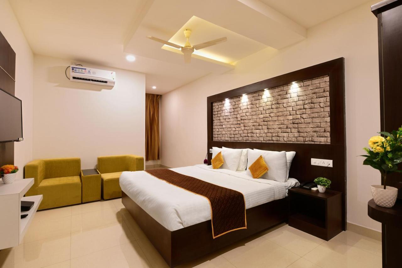 Hotel Bv Colours By Rivido, Begur Main Road Bengaluru Kültér fotó